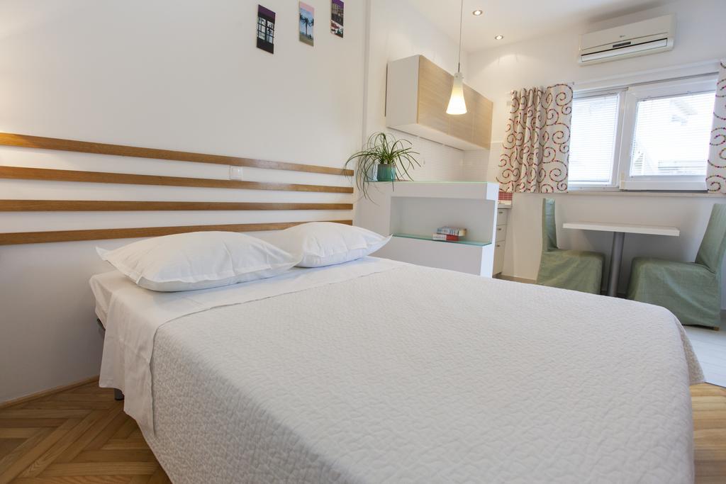 Villa Makarana Apartments Makarska Ngoại thất bức ảnh