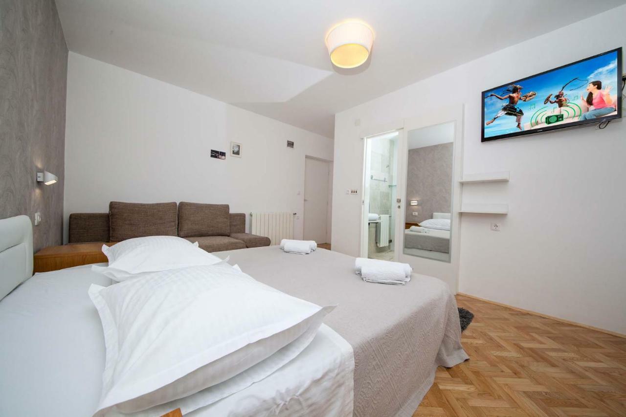 Villa Makarana Apartments Makarska Ngoại thất bức ảnh